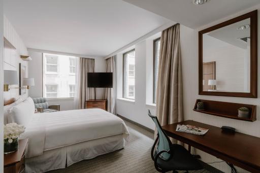 Central Loop Hotel - Housity
