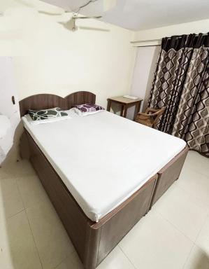 Adarsh lodge - Housity