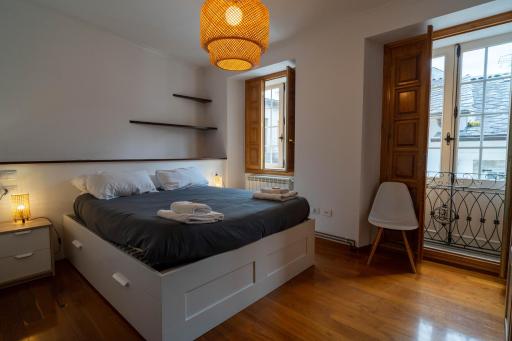 APARTAMENTOS SARMIENTO - Housity