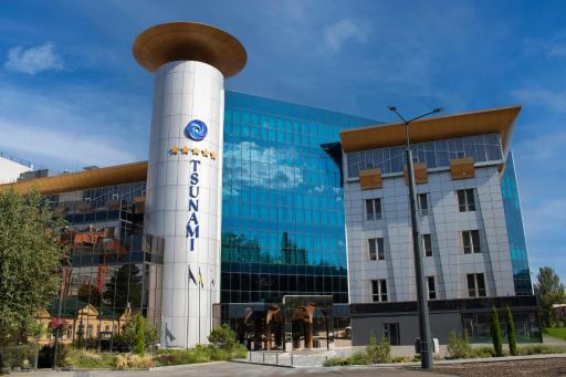 Tsunami Spa Hotel - Housity