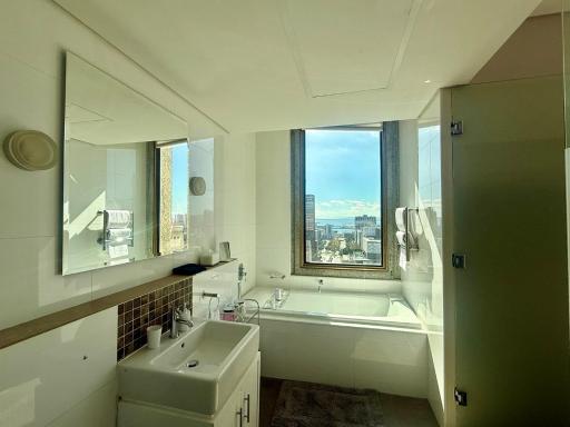 #2001 Cartwright - City Skies - Housity