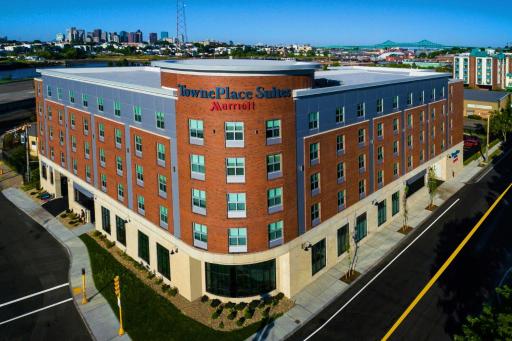 TownePlace Suites by Marriott Boston Logan Airport/Chelsea - Housity