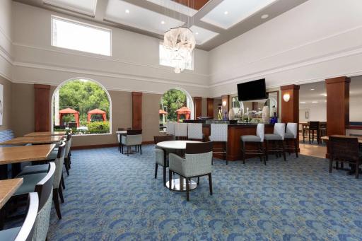 Hawthorn Extended Stay by Wyndham Naples - Housity