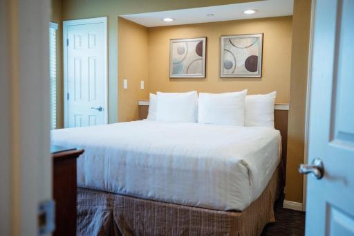 Holiday Inn Club Vacations Galveston Seaside Resort, an IHG Hotel - Housity