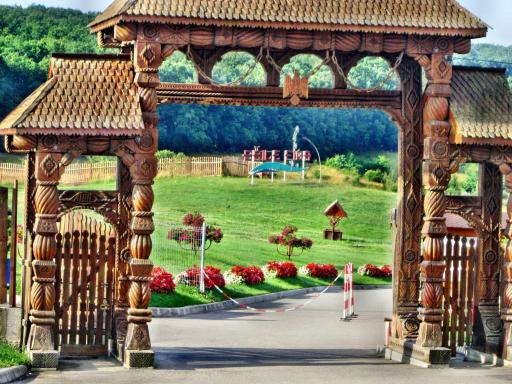 Casutele Dana - Housity