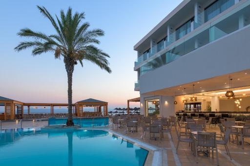 Avra Beach Resort - Housity