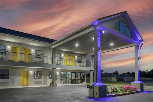 SureStay by Best Western McAlester - Housity