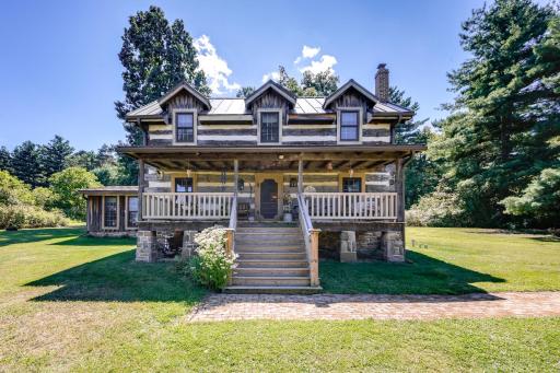 Cabin Vacation Rental ~ 8 Mi to Penn State! - Housity