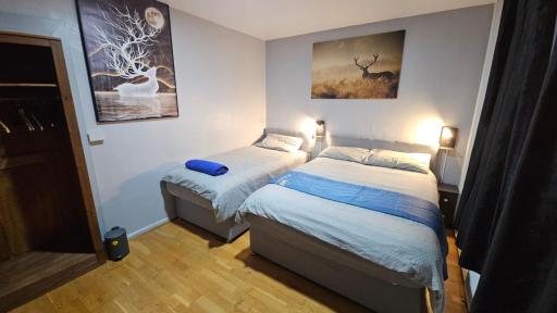 London Comfy Doubles - Housity