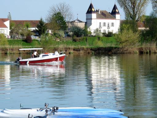 Les Reflets - Housity