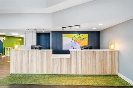 Quality Inn & Suites Near the Theme Parks - Housity