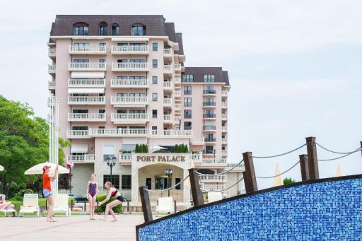Port Palace Apartments - Housity