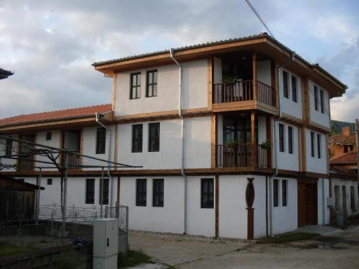 Tsutsovi House - Housity