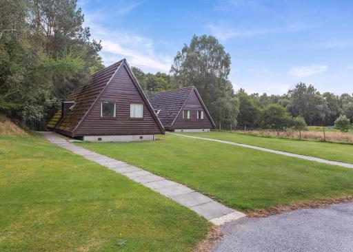 Delny Highland Lodges - Housity