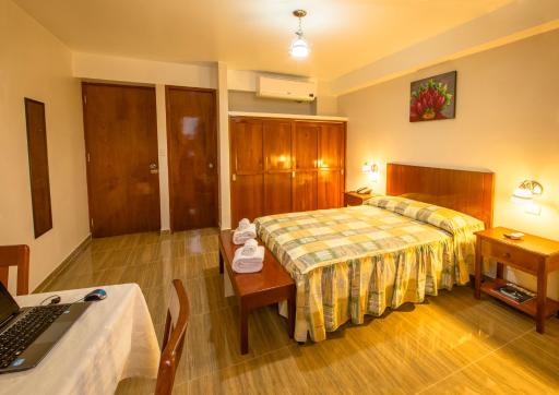Amazonia Siu Hostal - Housity