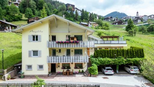 Haus Angelika - Housity