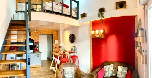 Duplex industriel - Centre ville Parking privé WIFI - Housity