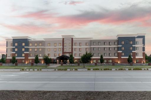 Staybridge Suites Denver - Central Park by IHG - Housity
