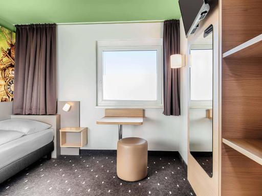 B&B HOTEL Baden-Airpark - Housity