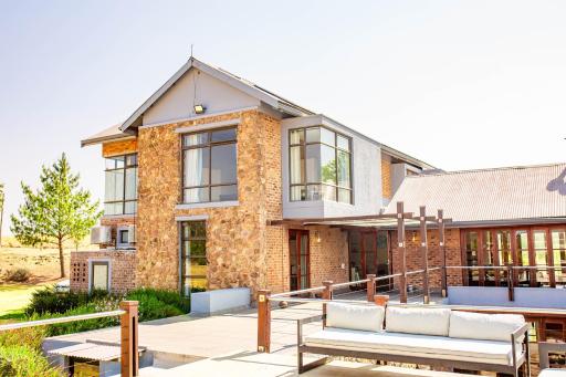 Vetho Farmhouse Dullstroom - Housity