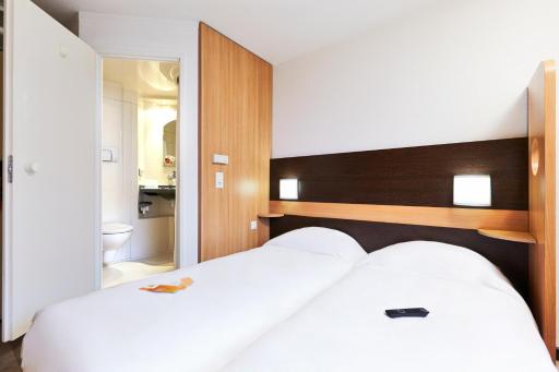 Première Classe Annemasse Ville La Grand - Housity