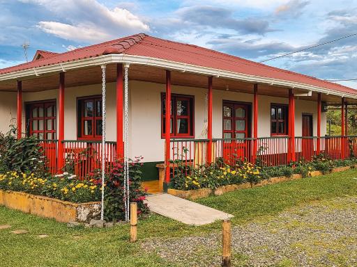 Casa Laureles - Housity
