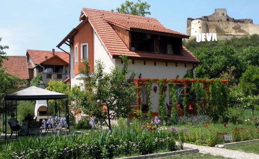 Pensiunea Sub Cetate Deva - Housity