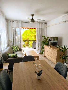 Apartamento Maya Relax Salou - Housity
