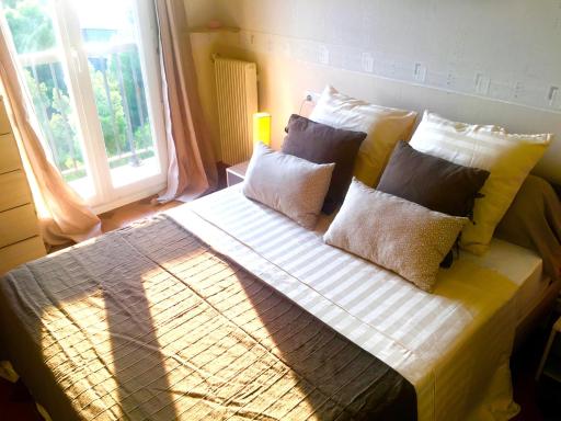 Appt Spacieux 60m2 - Vue imprenable proche mer et montagne - Housity