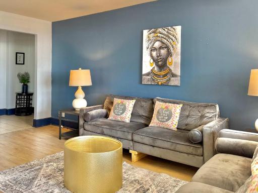 Heart ATL Downtown High Rise 2B2B Condo LM2206 - Housity