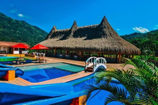 Hotel Hacienda la Bonita - Housity