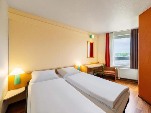 B&B Hotel Bochum Hbf-Süd - Housity