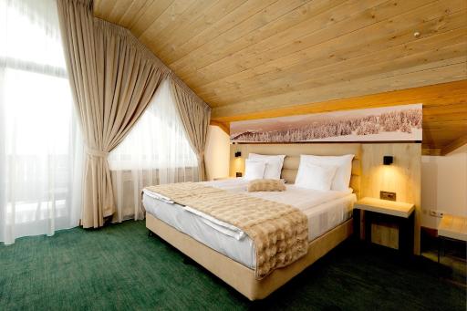 Hotel Regal - Housity
