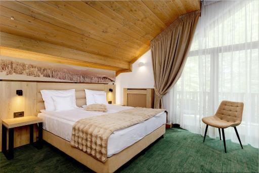Hotel Regal - Housity