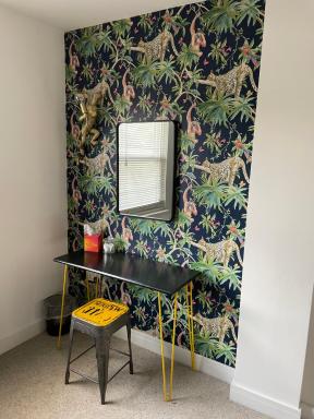 Kemp Town Sea View Balcony Apartment - Housity