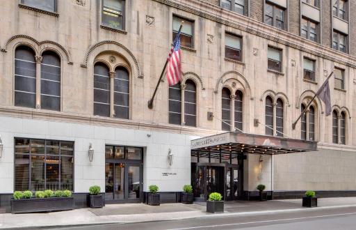 WestHouse Hotel New York - Housity