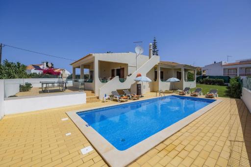 Villa Campos by Villa Plus - Housity