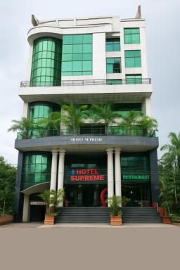 Hotel Supreme - Housity