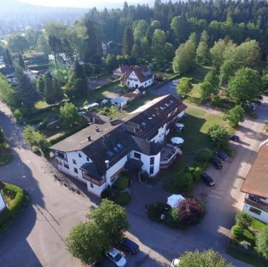 Hotel & Restaurant Rösselsquelle - Housity