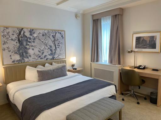 Warwick Allerton Chicago - Housity
