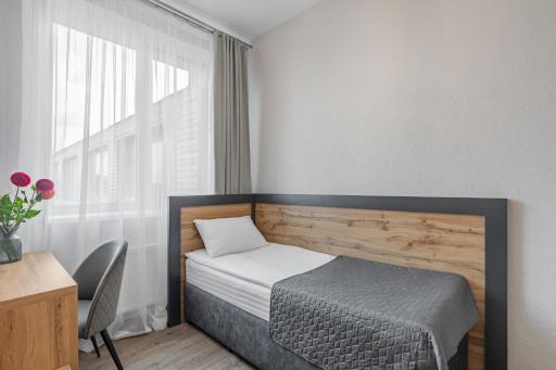 Seven Hills Hotel - Housity
