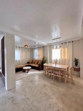 Captain CLIFFs House - Housity