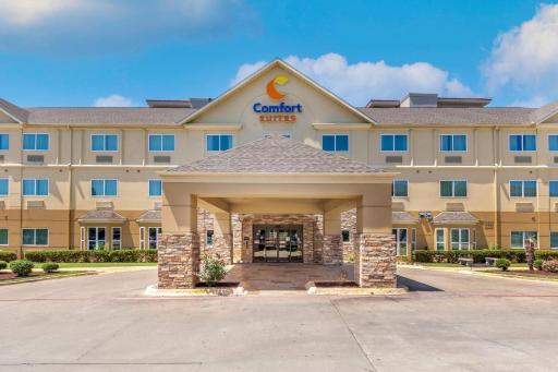 Comfort Suites North Dallas - Housity