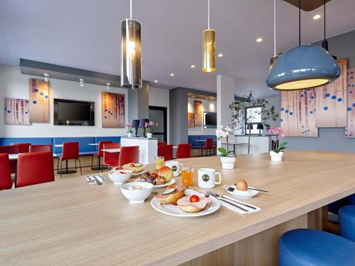 B&B Hotel Köln-Troisdorf - Housity