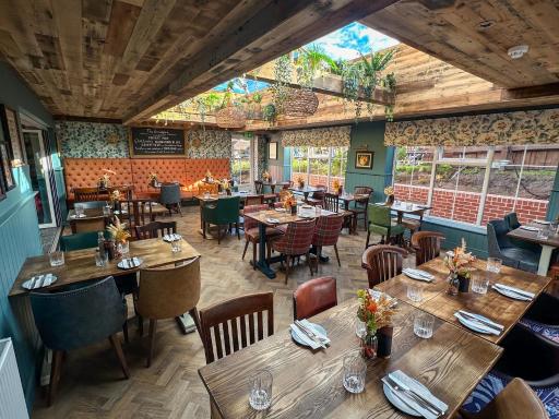Blue Ball Inn, Sandygate, Exeter - Housity
