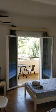 Thaleia Studios & Apartments - Housity