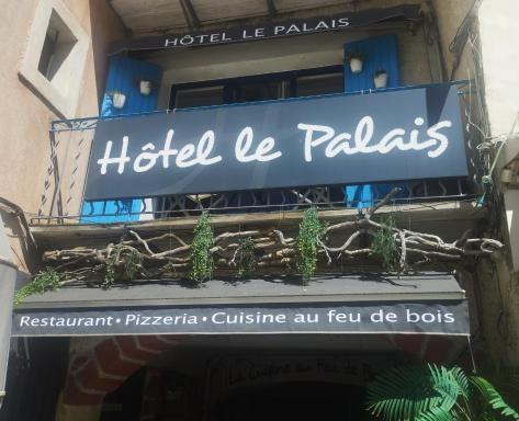 Le palais, hôtel - restaurant - Housity