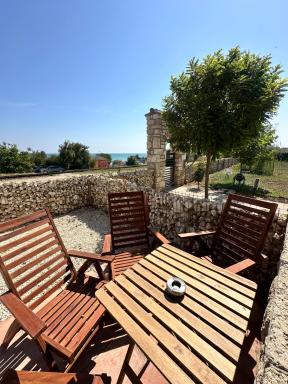 Halta Pescăruş Accommodation - Housity