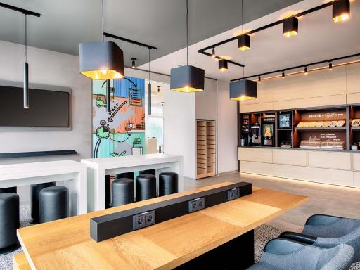 B&B Hotel Stuttgart-Neckarhafen - Housity
