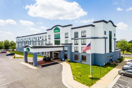 Wingate by Wyndham - Dulles International - Housity